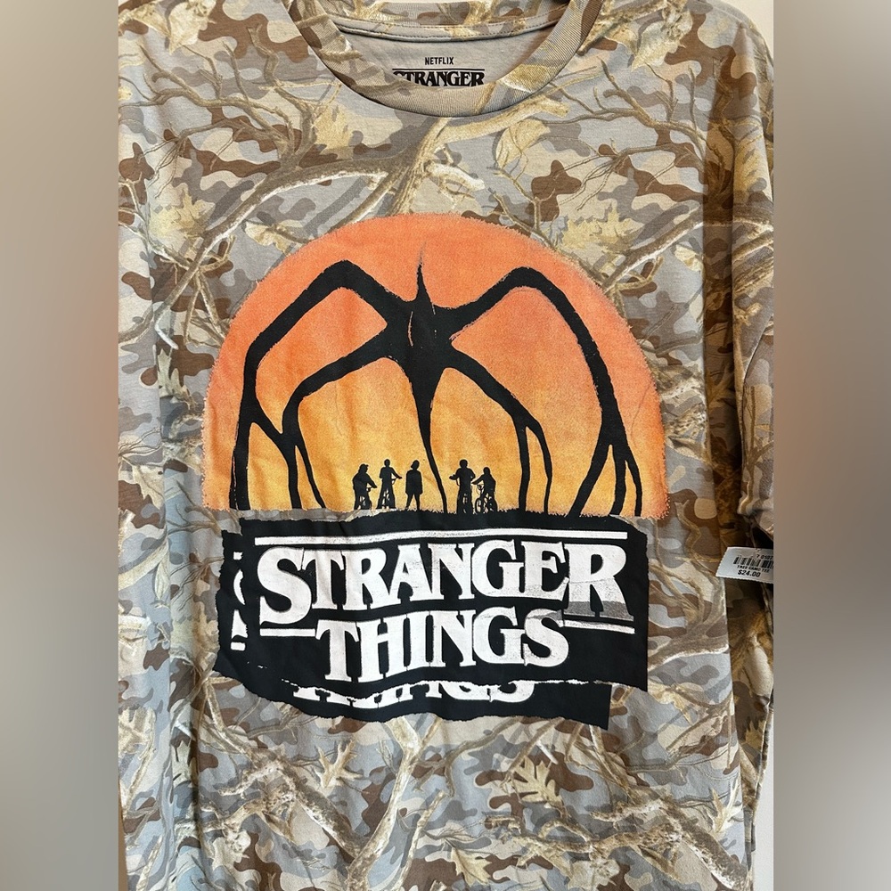 Stranger Things Short Sleeve Tee in Tan Camo with Orange Graphic (0055)
